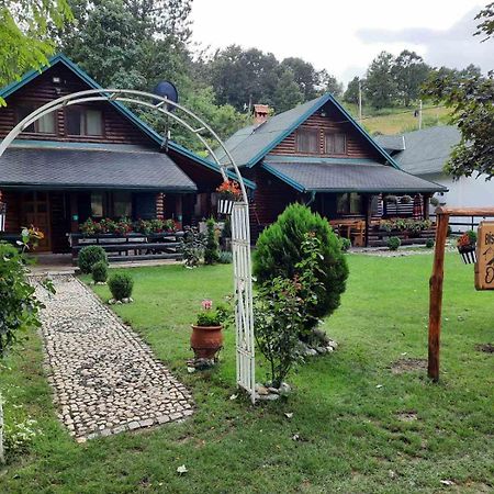Holiday Homes Biser Lopatnice Lopatnica Buitenkant foto