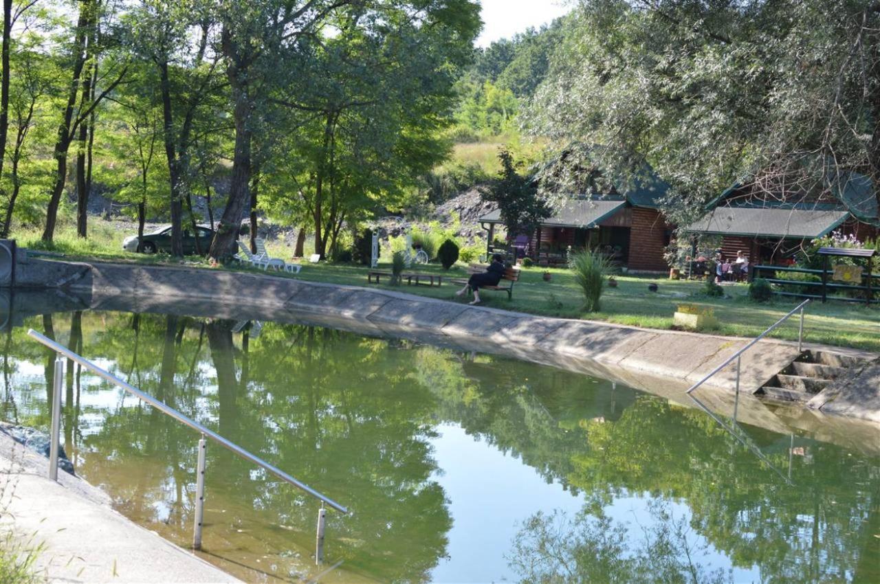 Holiday Homes Biser Lopatnice Lopatnica Buitenkant foto