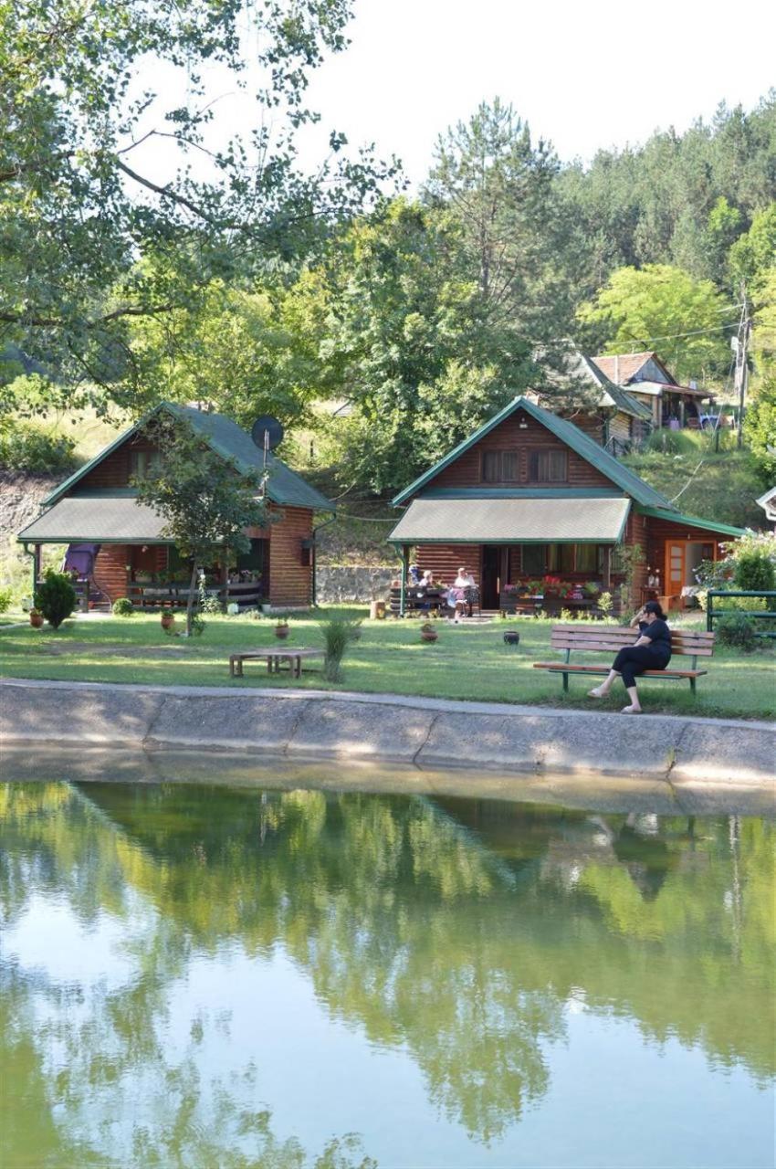 Holiday Homes Biser Lopatnice Lopatnica Buitenkant foto