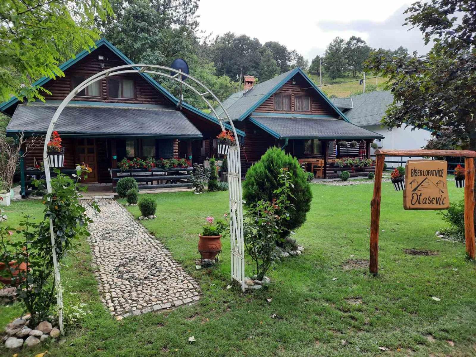Holiday Homes Biser Lopatnice Lopatnica Buitenkant foto