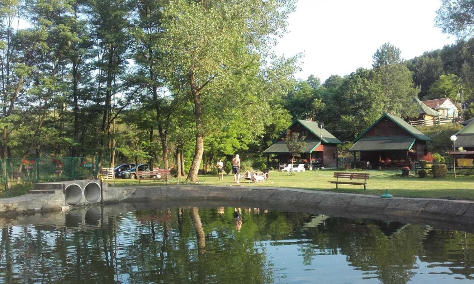 Holiday Homes Biser Lopatnice Lopatnica Buitenkant foto