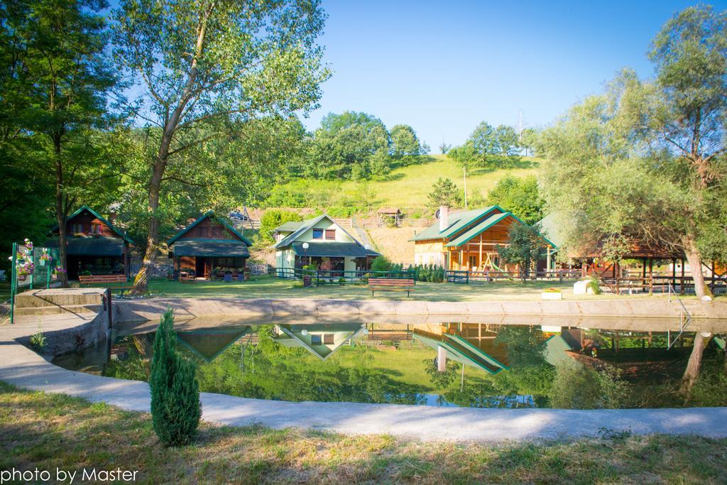 Holiday Homes Biser Lopatnice Lopatnica Buitenkant foto